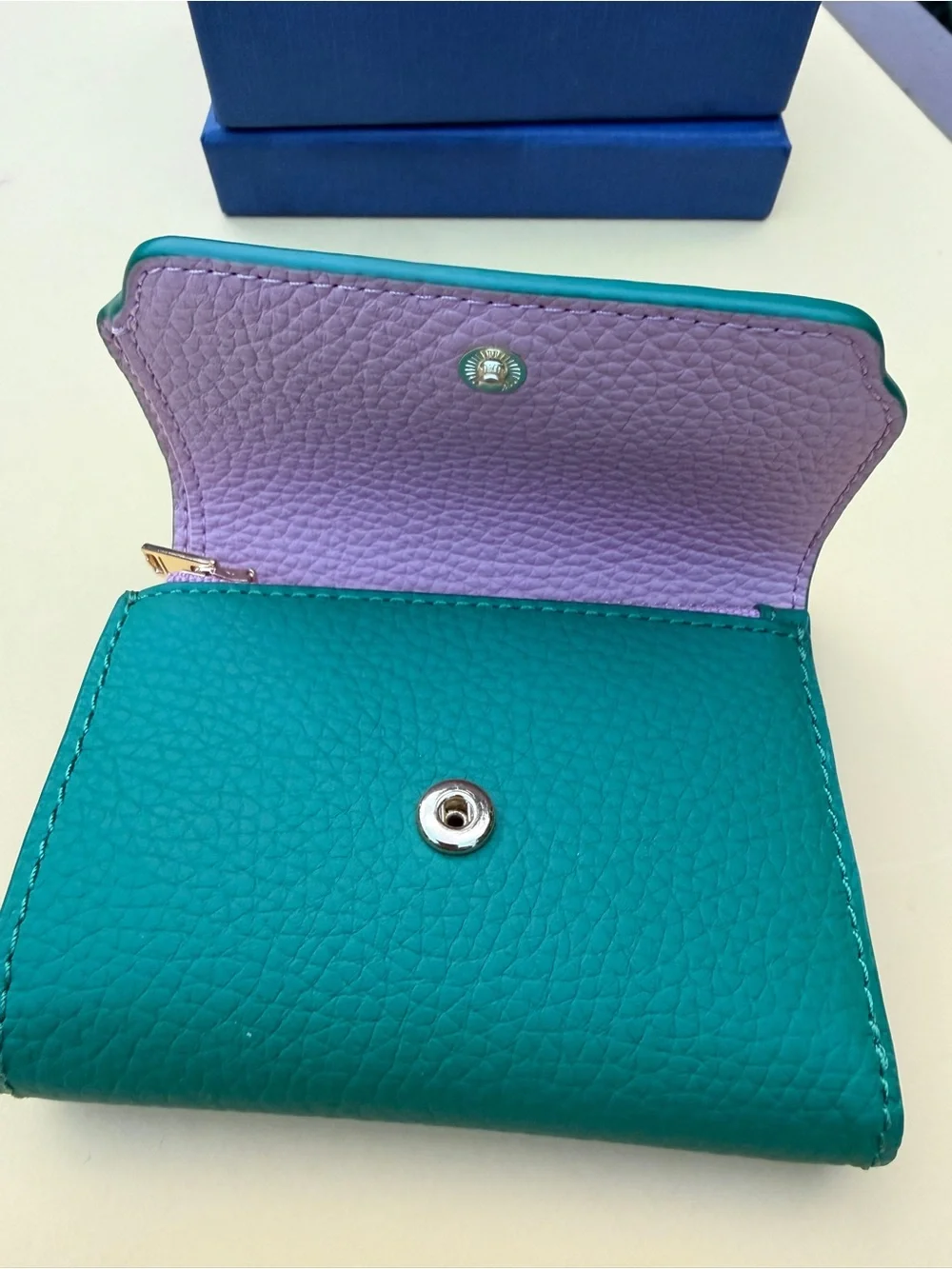 MAISON de SABRÉ Emerald Green Leather Trifold Card Wallet